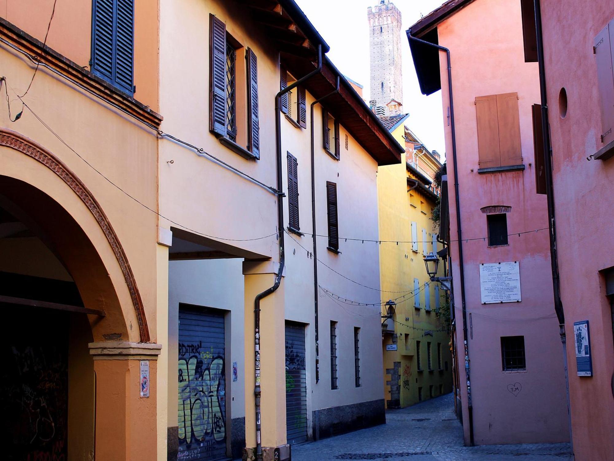 Appartamento Alle Due Torri Bolonia Exterior foto
